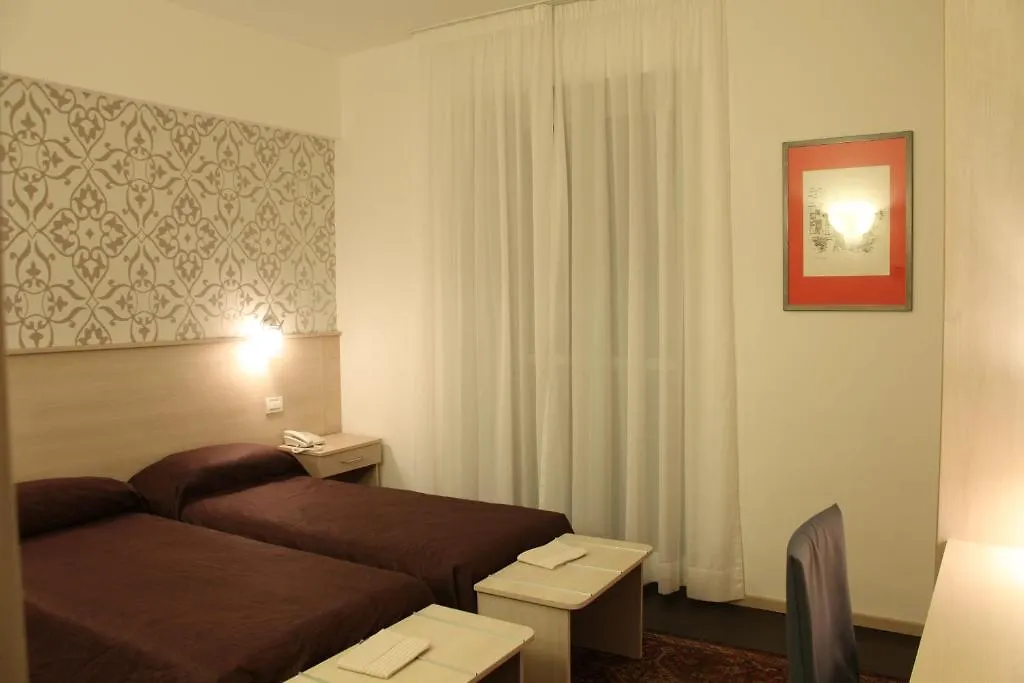 Hotel Appia 442 Roma