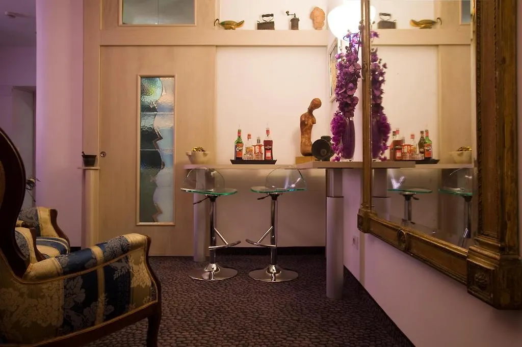 Hotel Appia 442 Rome